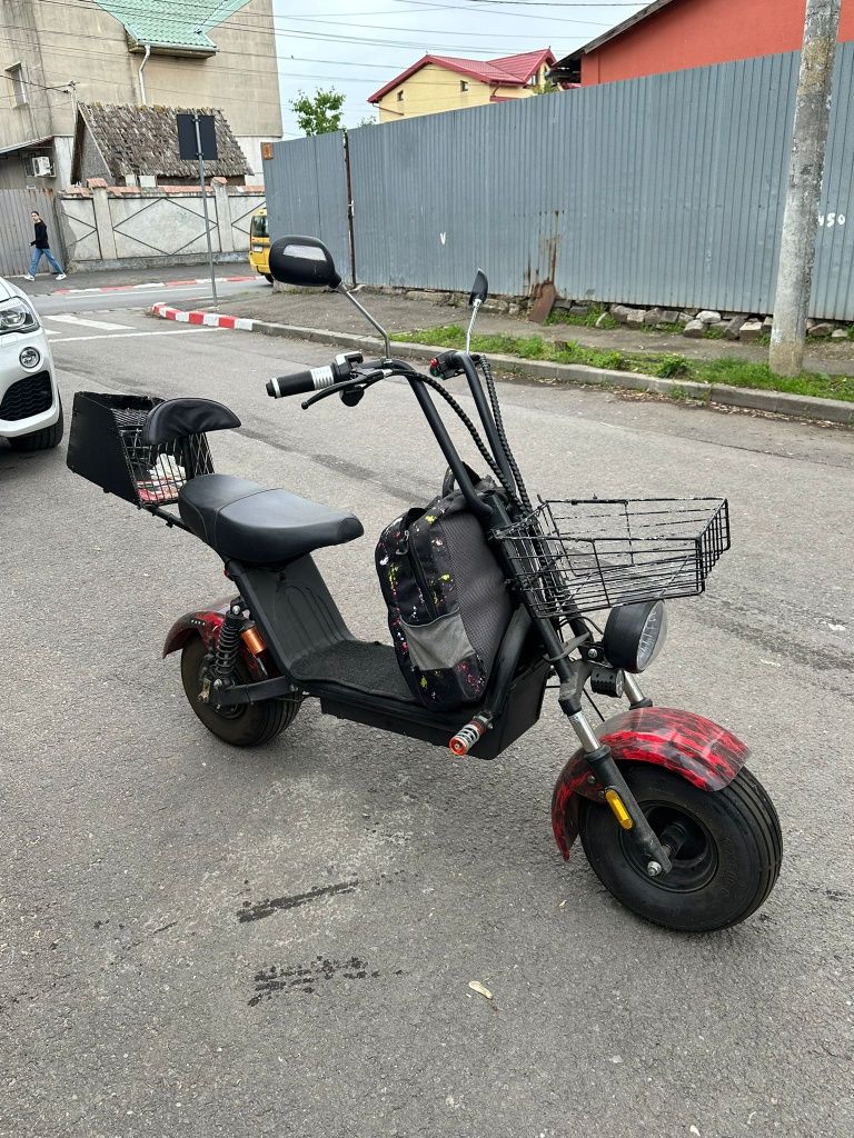 Vând scooter electric și bicicleta