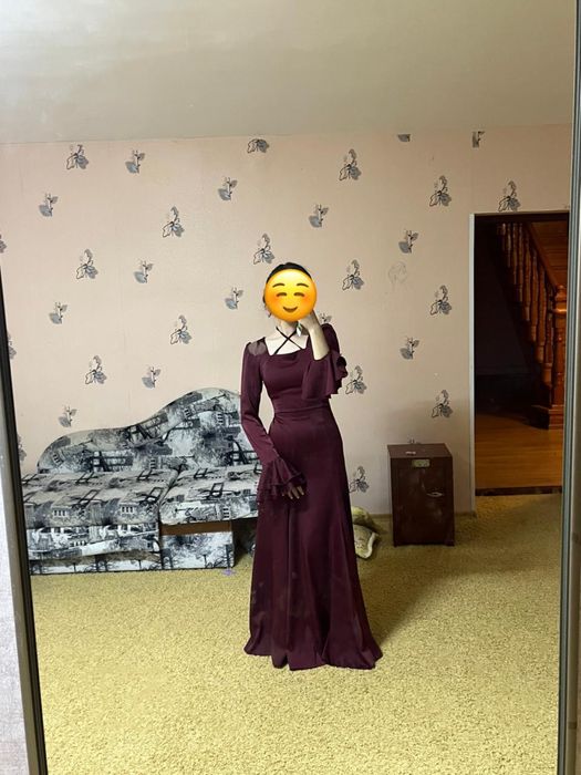 Продам платья срочнооо