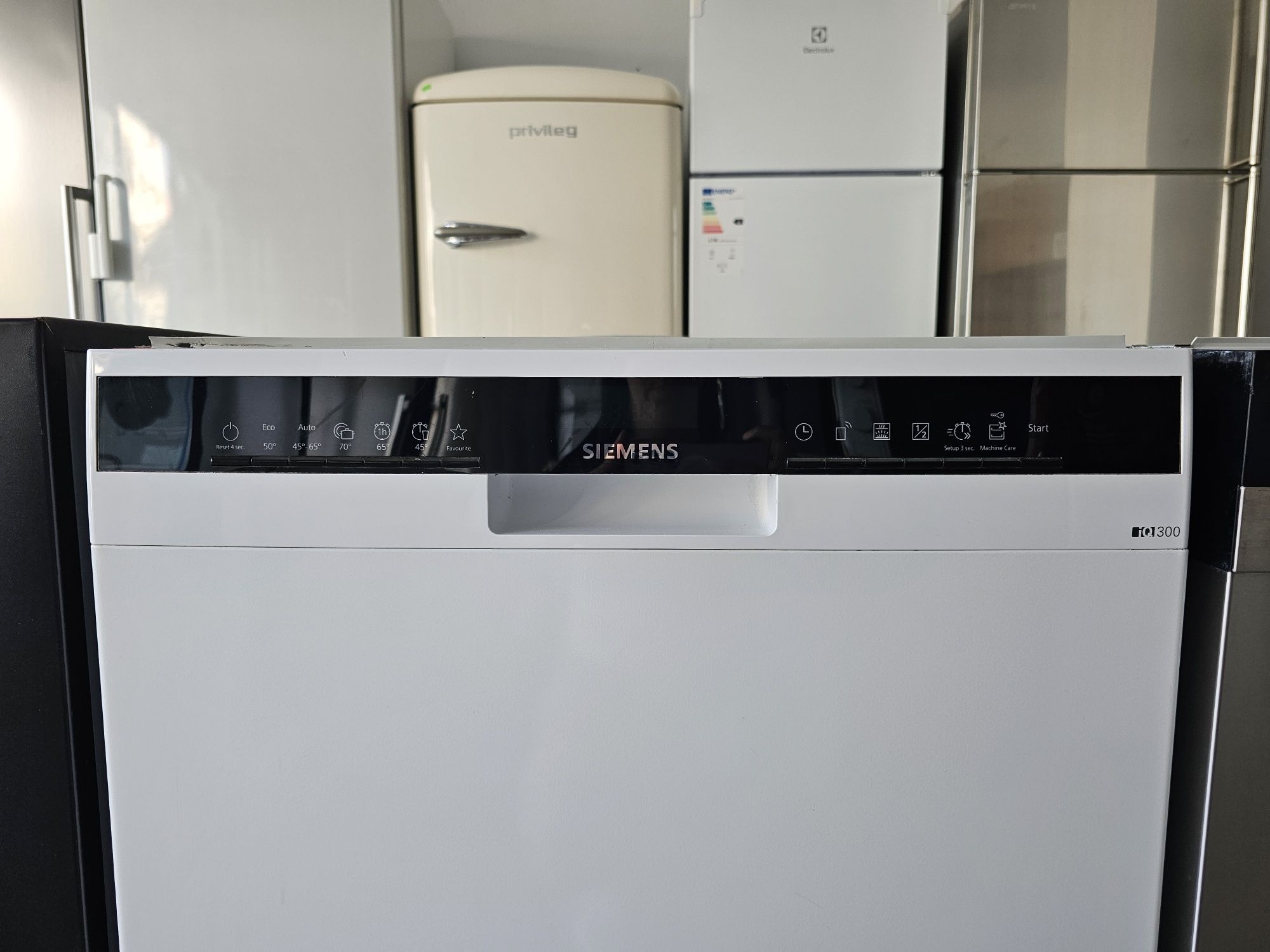 Съдомиялна за частично вграждане SIEMENS iQ300