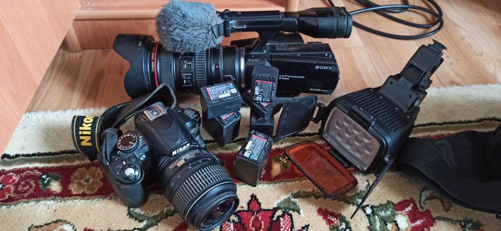 Soni kamera canon  obektiv
