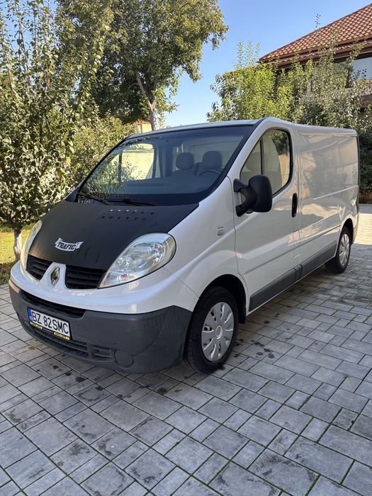Renault Trafic 2009 2.0 116 cp pe lant