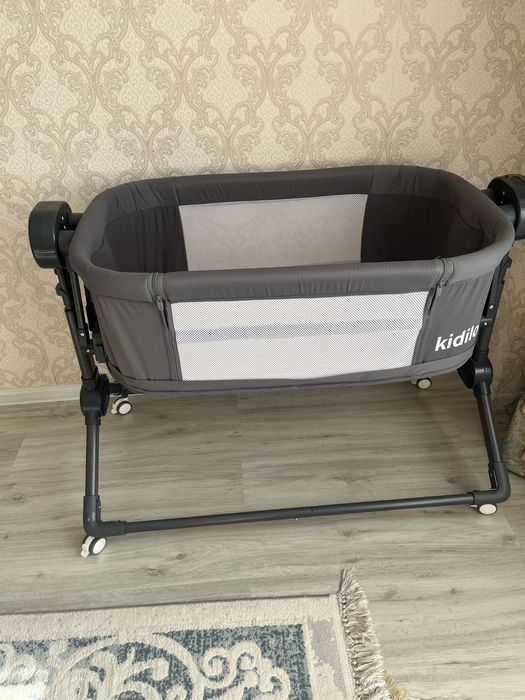 Продаю детский манеж