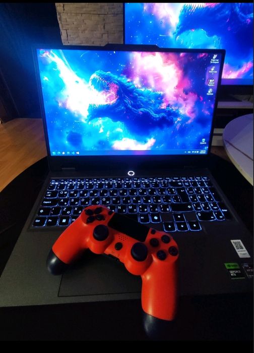 Продавам лаптоп Lenvo LOQ