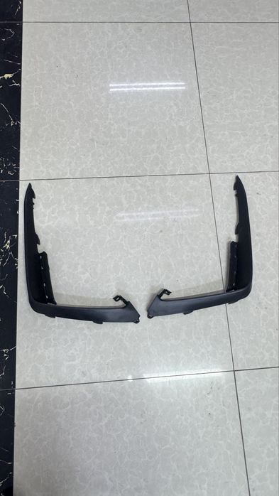 Передний верхний Ресницка туманика Hyundai Elantra