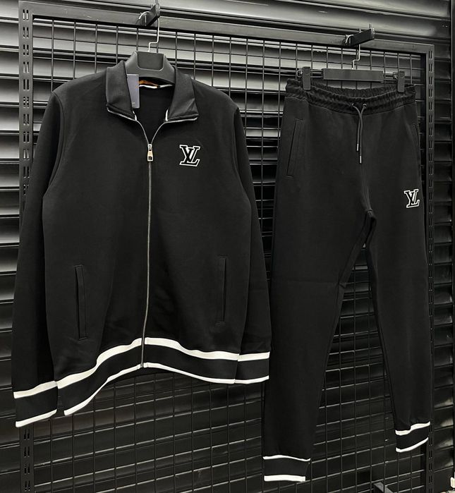 Есенни екипи и якета