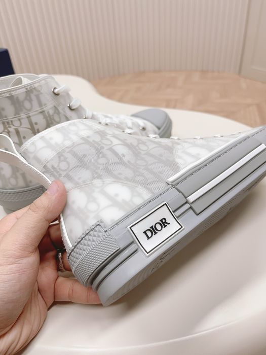Sneakers B23 High