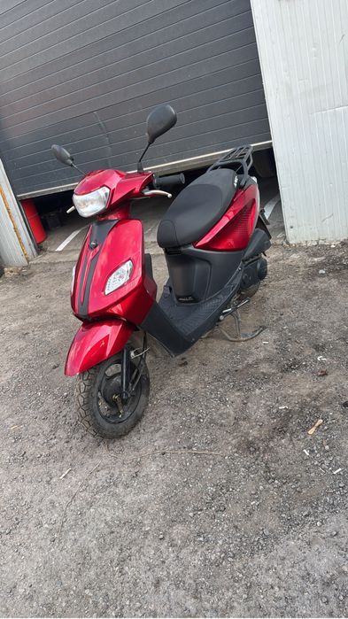 Inchieri scutere / scooter rental