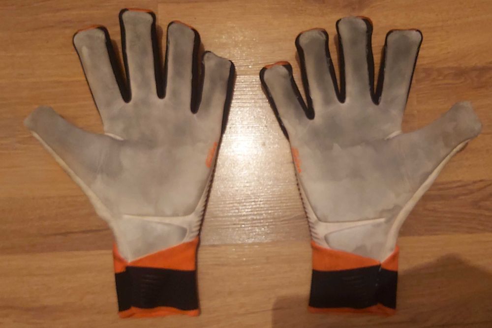 Вратарски ръкавици Goalkeeper gloves adidas Predator Pro  Fingersave