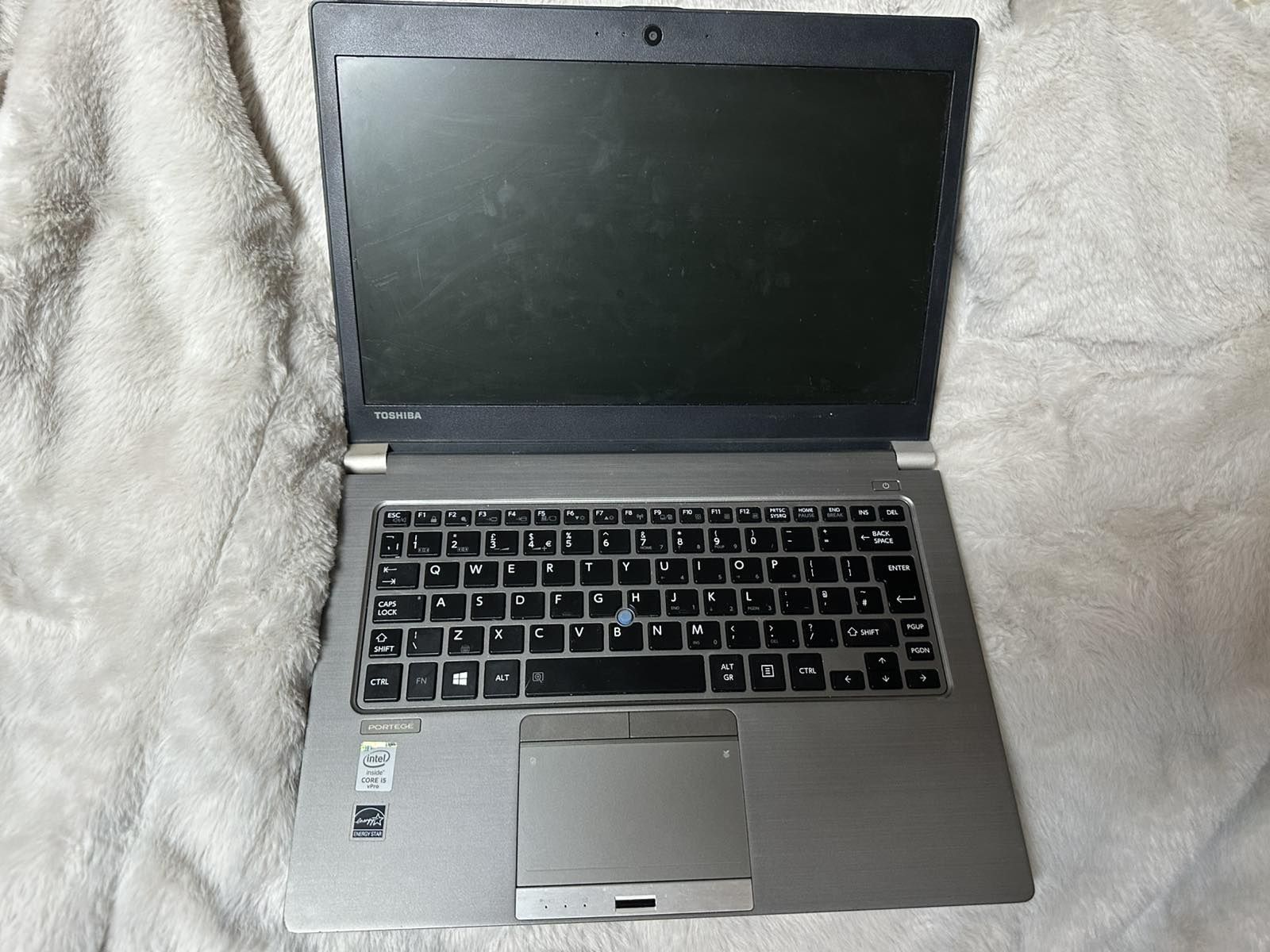 Лаптоп марка TOSHIBA