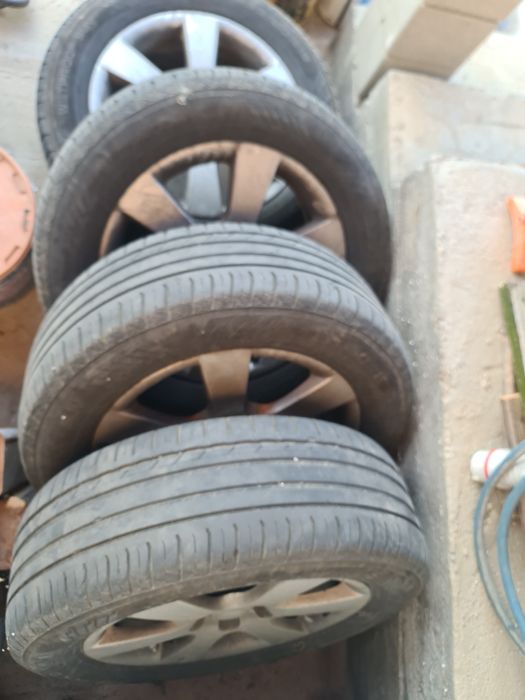 Jante Hyundai santa fe , anvelope 235/60  R18