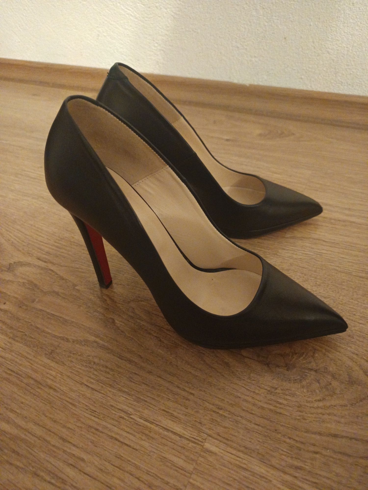 Дамски елегантни Stiletto обувки Бианки ( Bianki ) 38 - 38.5 номер