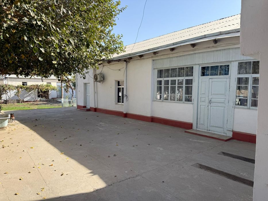 Продается дом с участком