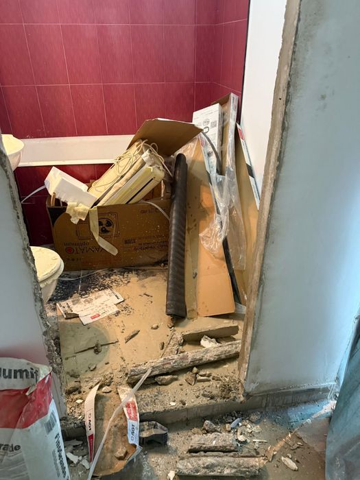 Servicii Demolare, Evacuare Moloz, Mutare mobila.