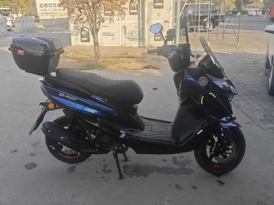 Скутер Q Max 150cc