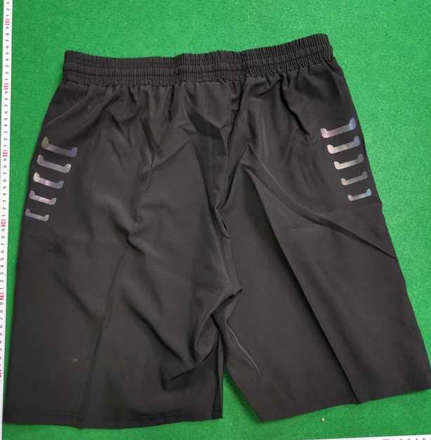 UNDER ARMOUR Къси спортни гащи L/XL размер