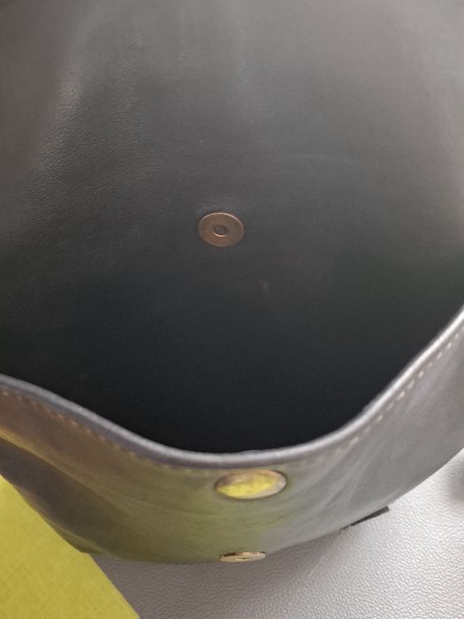 Дамски раница естествена кожа.