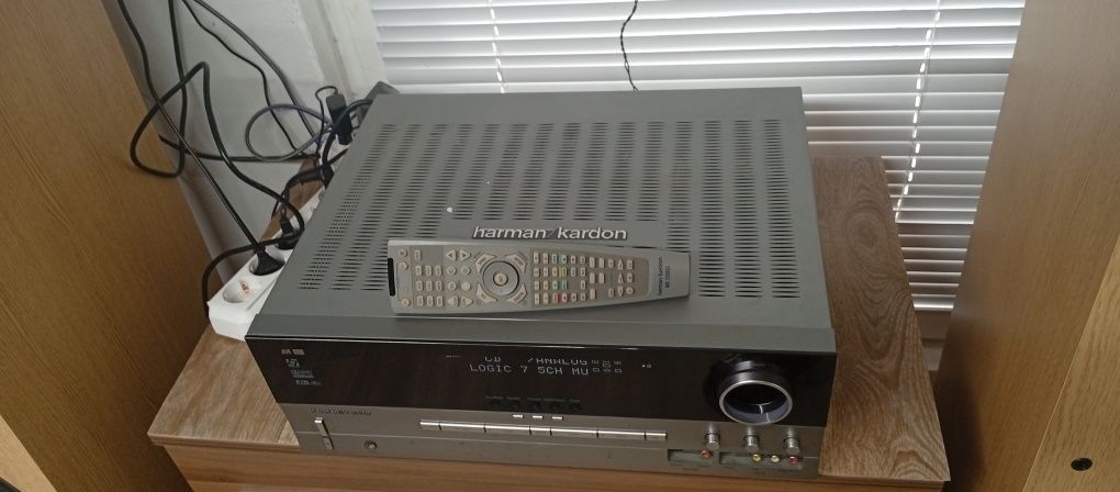 Ресивър HARMAN KARDON avr-135/230