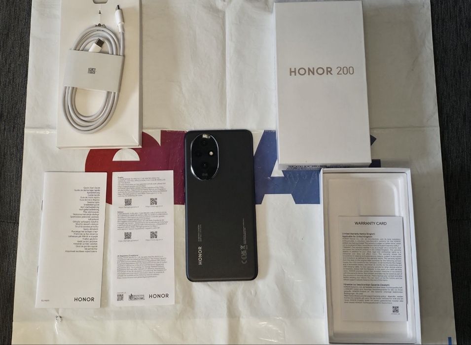 КАТО НОВ 512GB Honor 200 12GB 5G EMAG Гаранция 2026г. Black / Черен