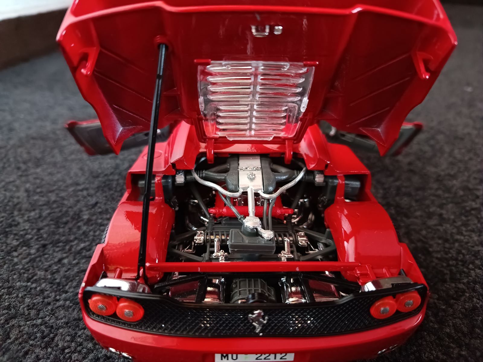 Ferrari F50 1:18 burago