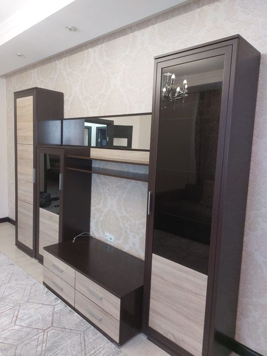 Горка, стенка для гостиной