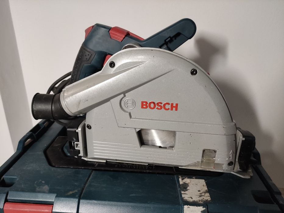 Circular Bosch Profesional GKT 55 GCE cu plonjare