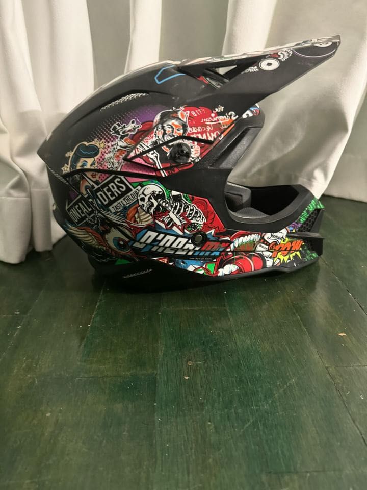 каска Oneal 3series