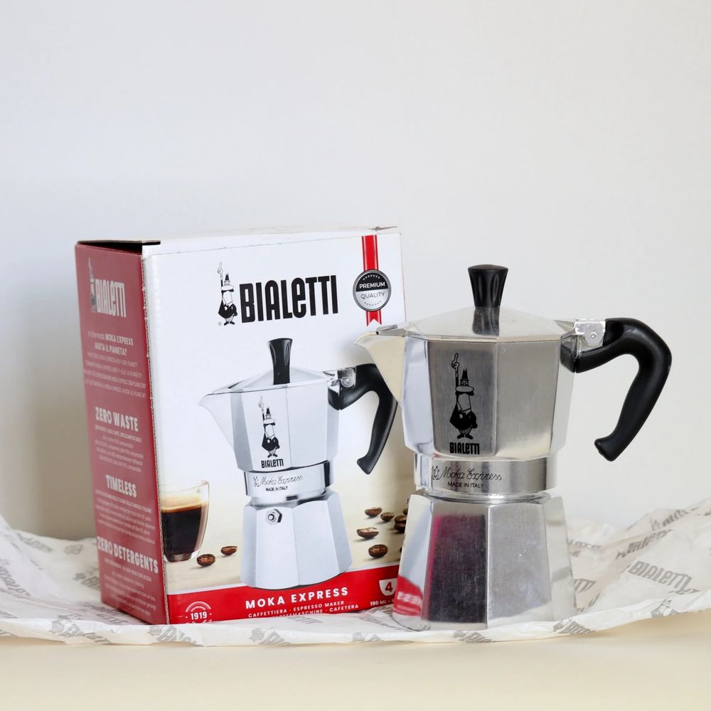 Гейзерная кофеварка Bialetti made in italy 3 чашка