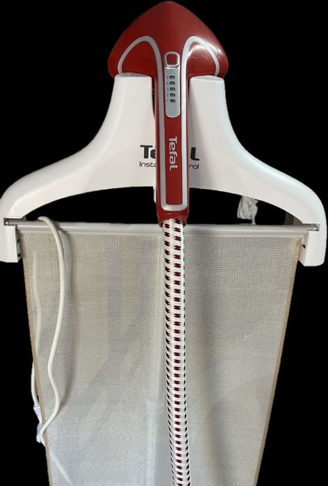 Vand aparat de calcat vertical Tefal IS8380