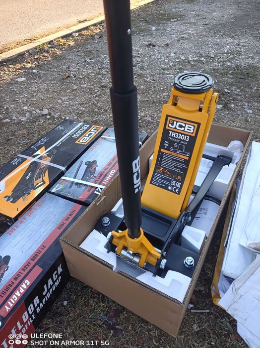 Крик JCB 3т мин 75 мм мах505 мм