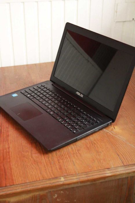 Laptop Asus X553M