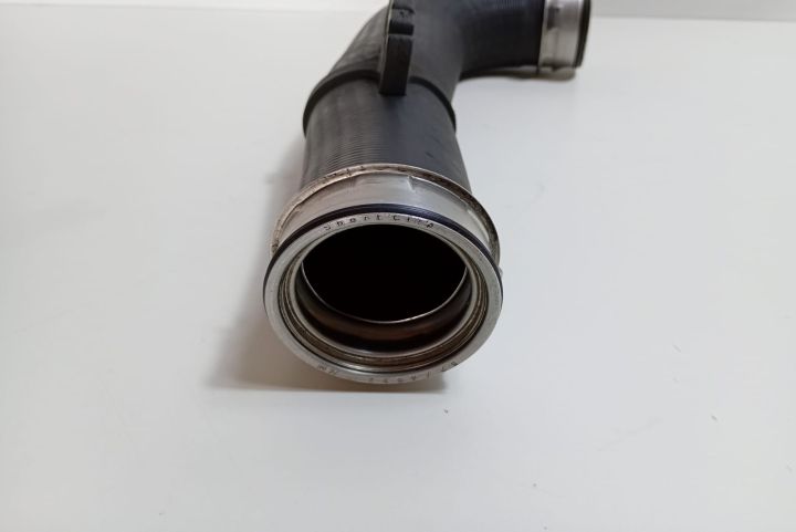 Furtun Intercooler 1k0145838n Skoda Octavia a 2-a generatie seria