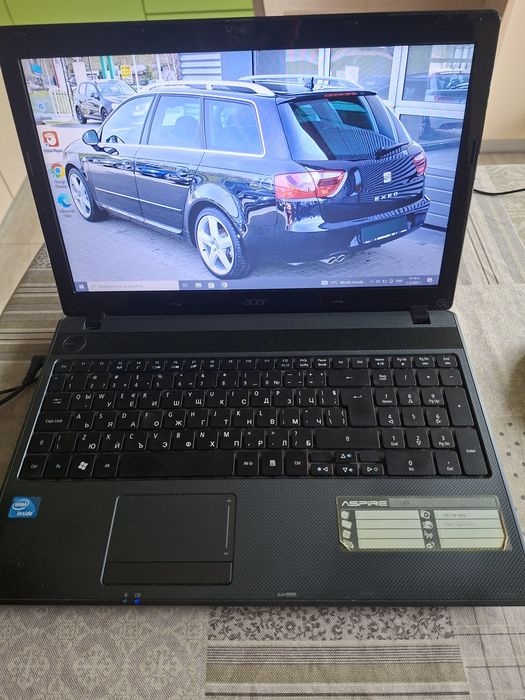 Продавам лаптоп Acer Aspire 5349