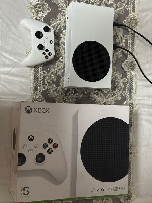 Xbox Series S [Full Box) как новый
