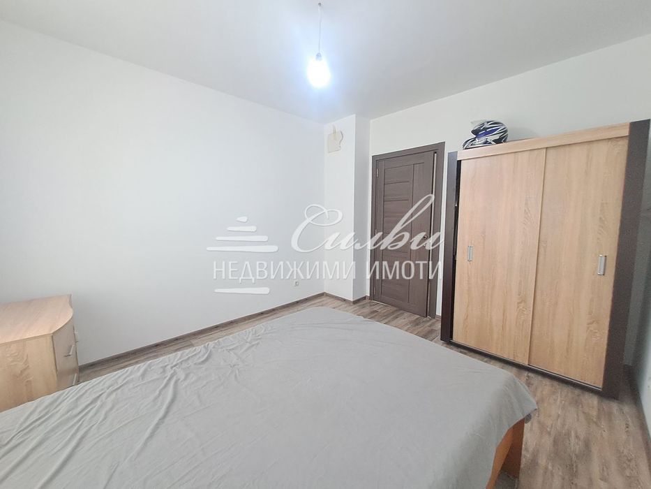 Продава се Тристаен апартамент в Шумен, Център - 74 кв.м за 1586 €/кв.м - Снимка #4