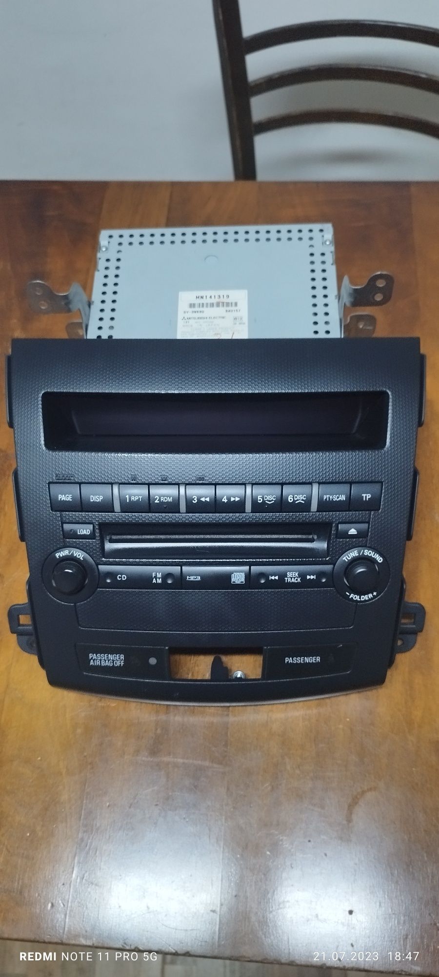 Vanzare sistem audio Mitsubishi otlander