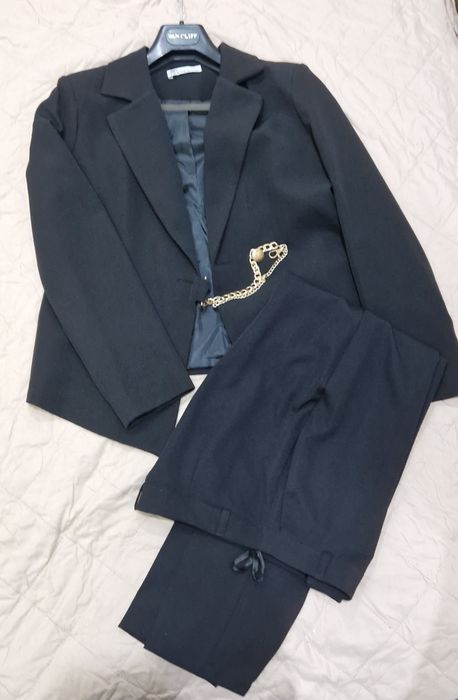 Брючный костюм в идеальном состоянии