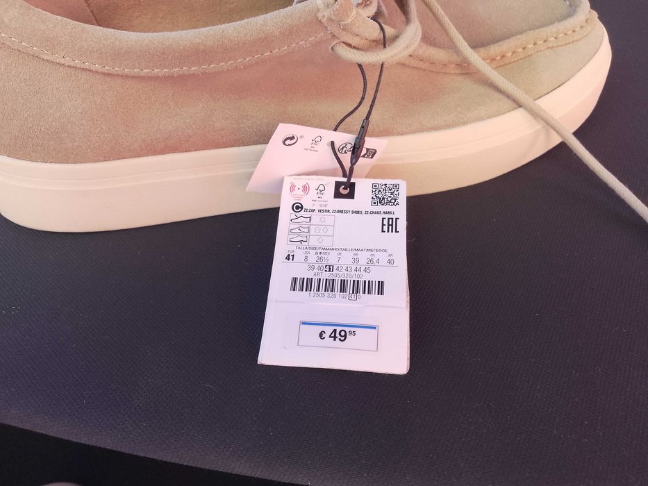 Pantofi piele intoarsa, Zara