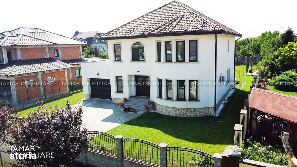 Vilă Deosebită P+E, 286 mp LA CHEIE - Vlaicu