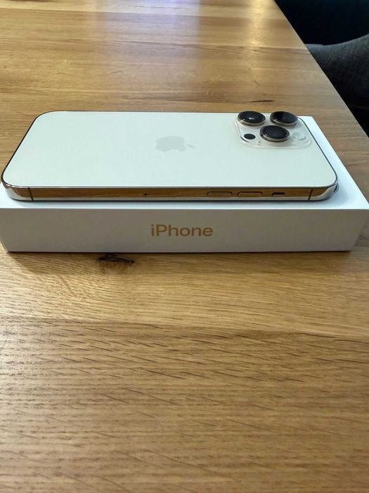 iPhone 14 Pro Max 128GB Gold, stare foarte buna + 2 huse