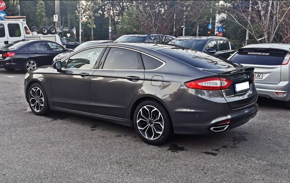Ford Mondeo MK5 Echipare Titanium 2,0 TDCi 180CP