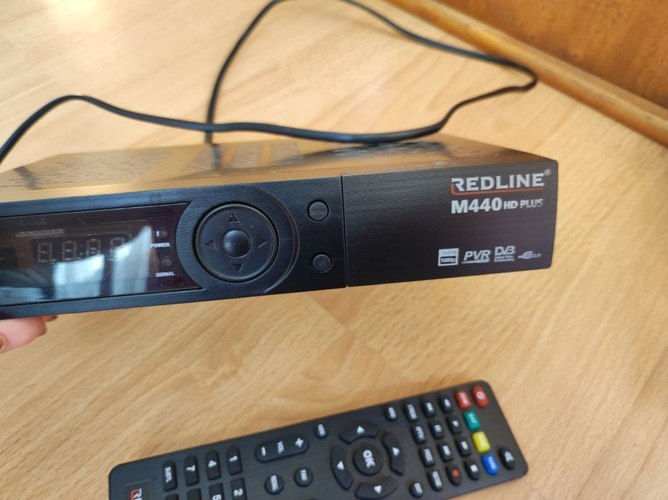 Сателитен приемник Redline