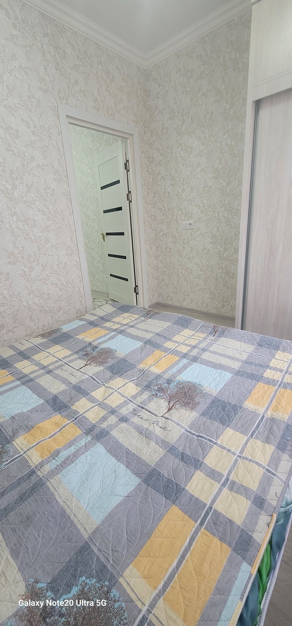 Юнус Обод 15 квартл Бахор туйхонасини олдида 2 хонали квартира.