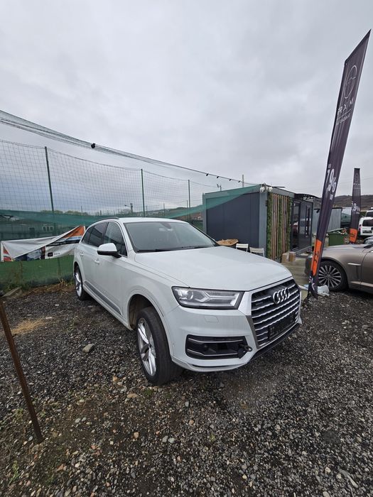 Audi Q7 Quattro!Virtual-virtualcockpit!Rate!