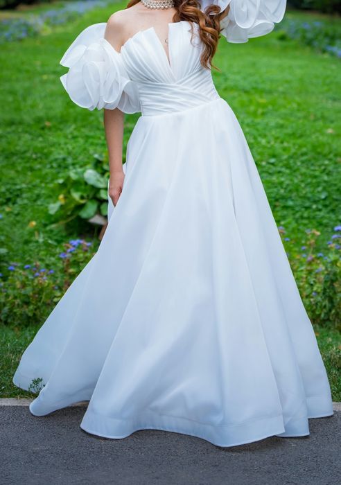 Vand rochie de mireasa