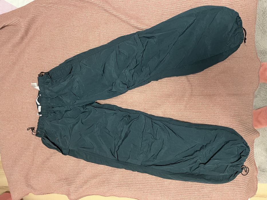 Зелен панталон тип “парашут”