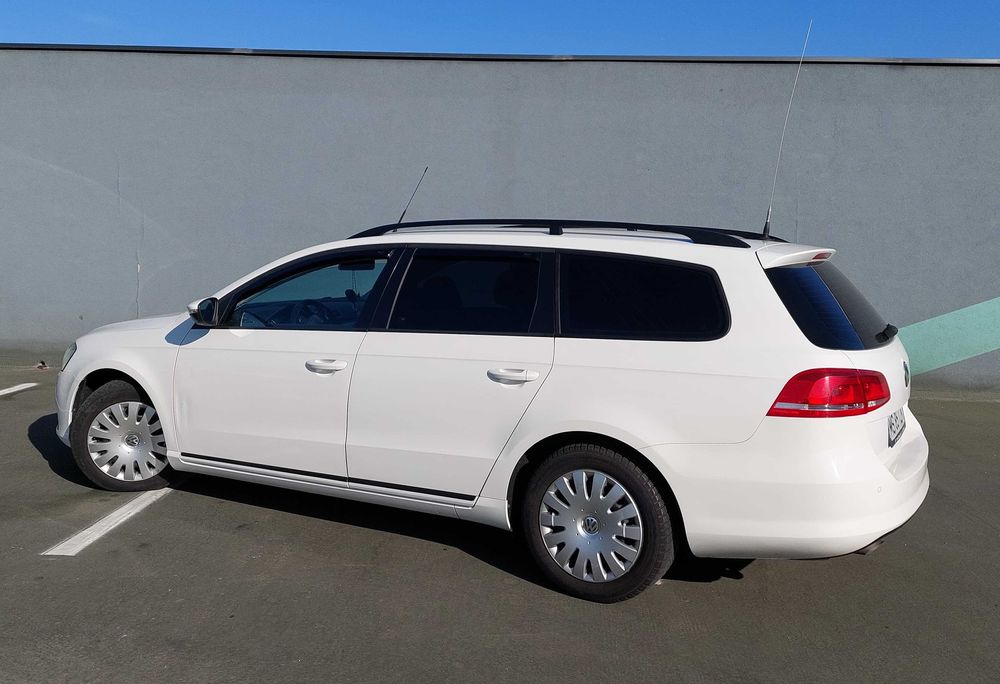 Volkswagen Passat B7 2011 1.6 TDI Bluemotion