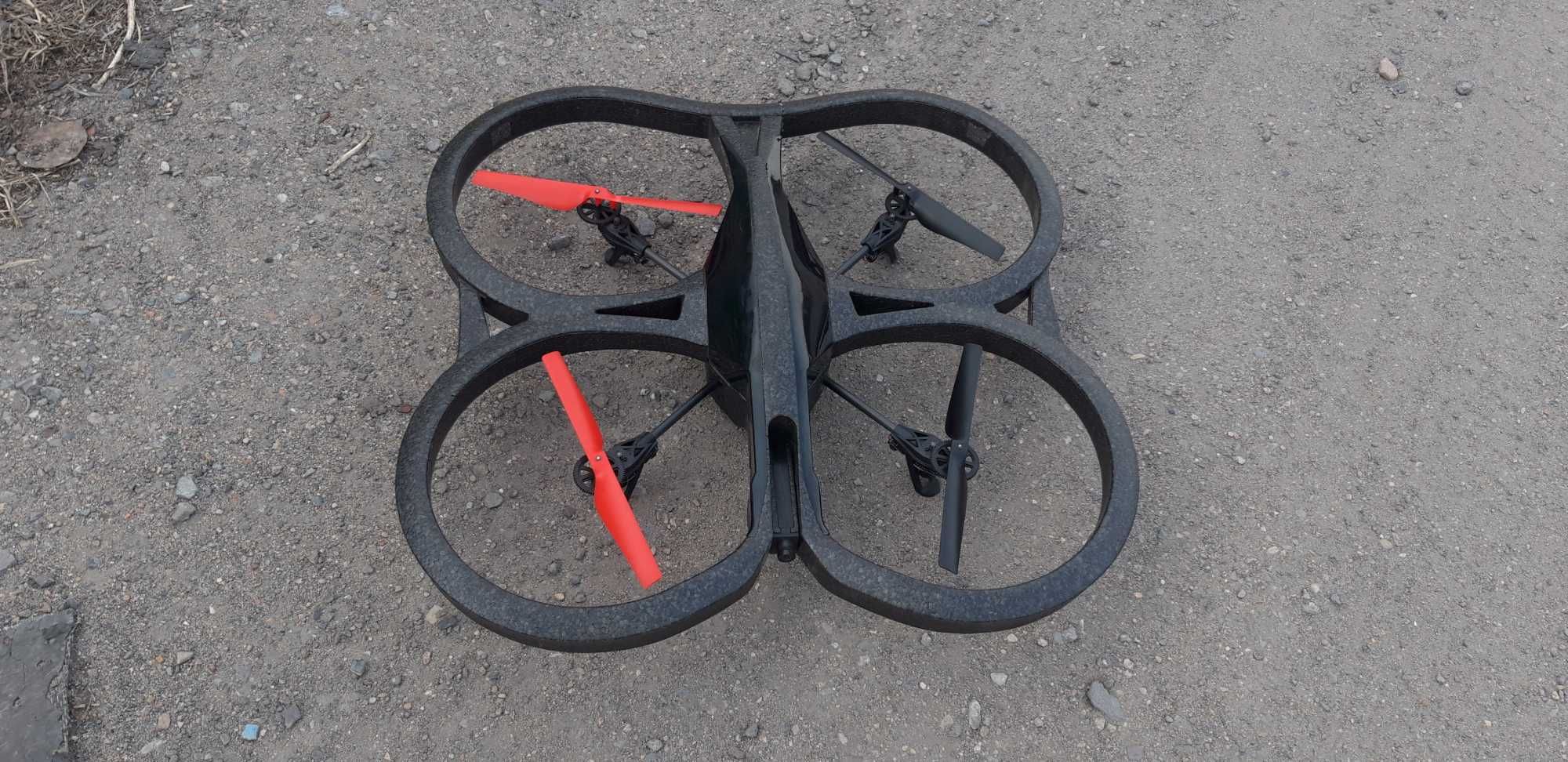 Продам квадрокоптер Parrot AR.Drone 2.0 Power Edition.
