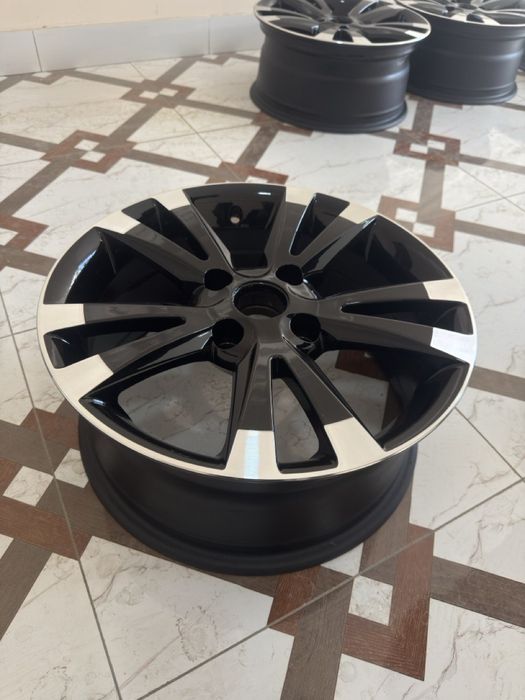 Idealni diska R16