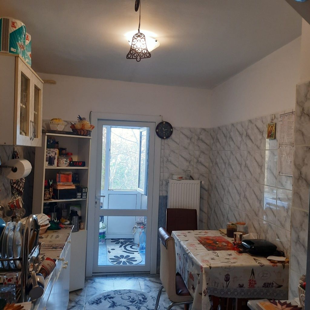 Apartament de vânzare Valea Rosie