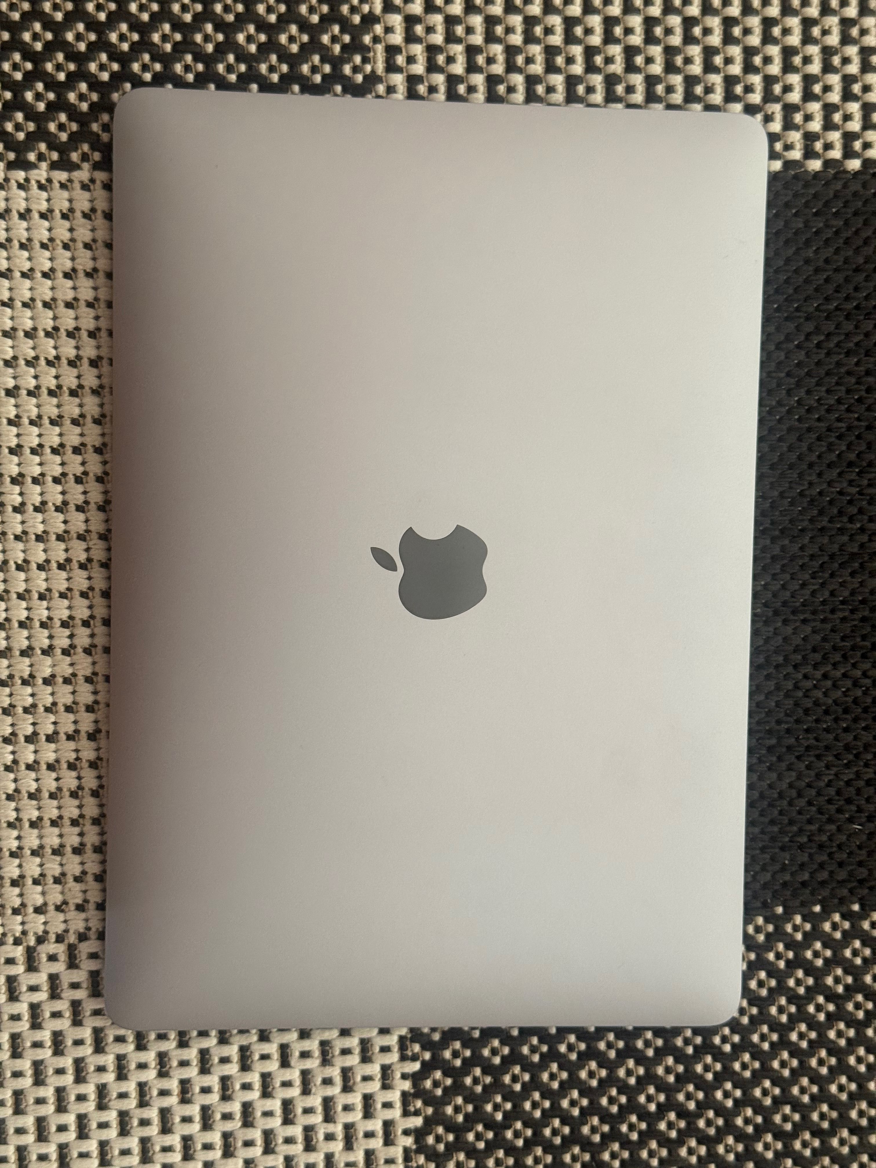 MacBook Air 13" 2020